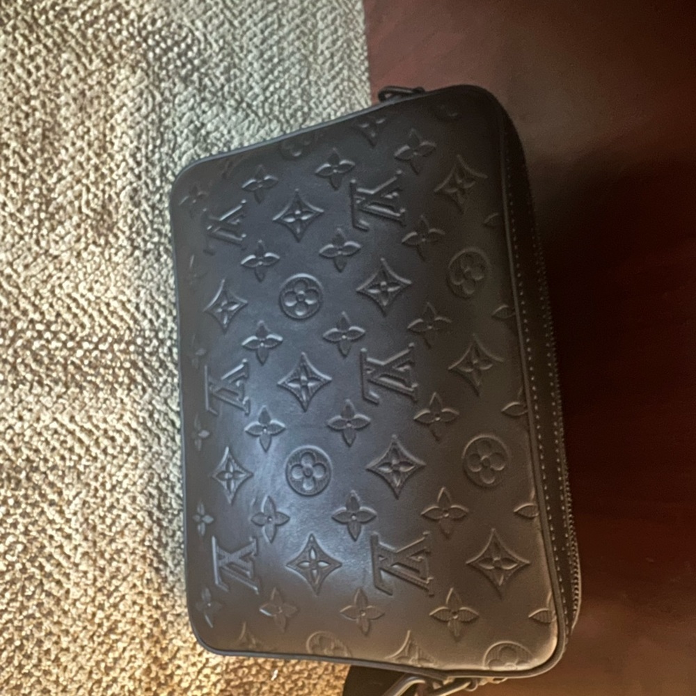 LV duo messenger bag